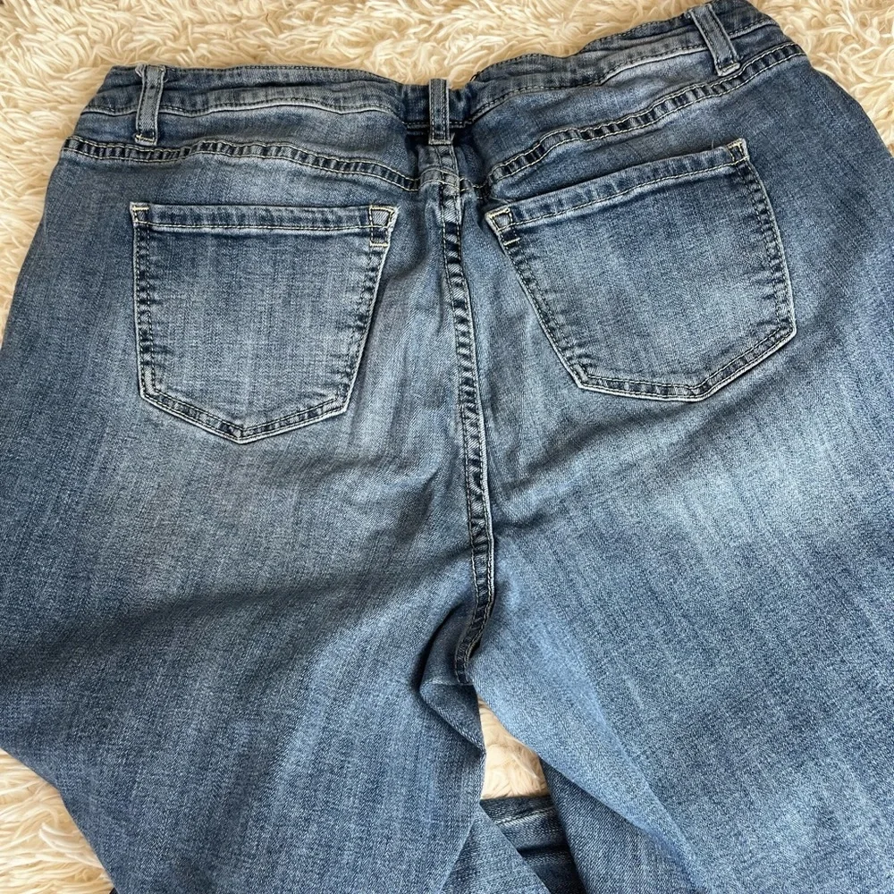 Lane Bryant Distressed Embelished Capri Jeans - Picture 3 of 7